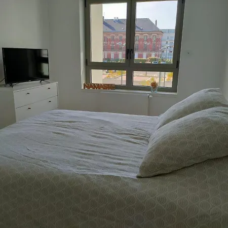 La Poulouchette 200m De La Apartamento